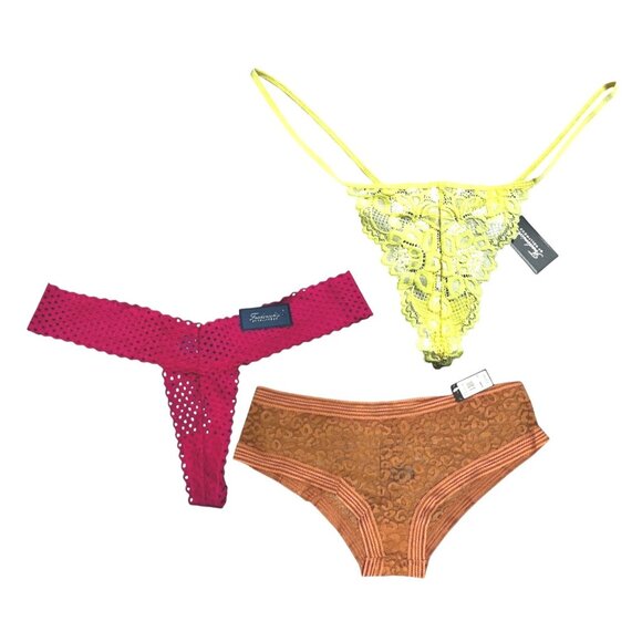 Fredericks of Hollywood NWT Set of 3 Thong Lace Panty Bundle Sz 1XL Womens Red B - Picture 1 of 13